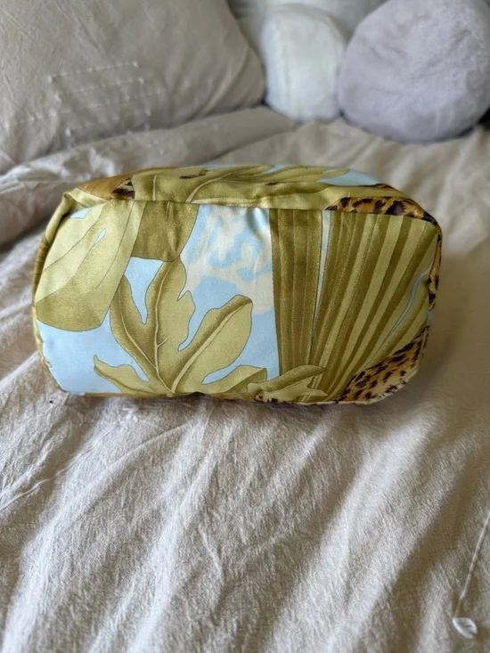 Salvatore Ferragamo Leopard & Leaf Print Canvas Tote in Blue, Gold and Brown - Picture 4 of 10